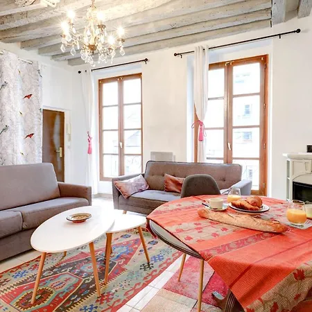 Saint Germain Des Pres Apartment *