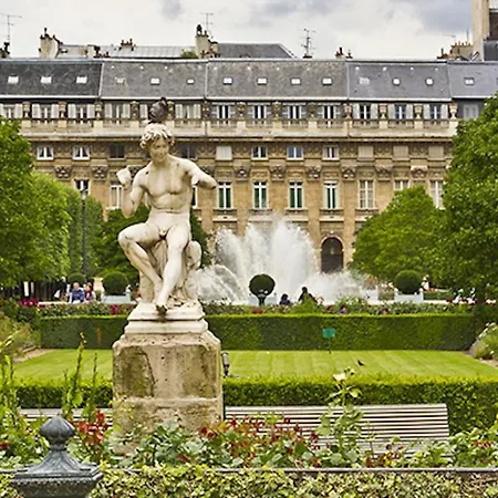Saint Germain Des Pres * Paris
